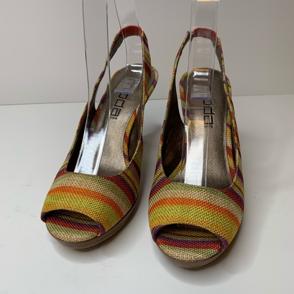 MODA Striped Slingback Heels Size 6 - Picture 1 of 8